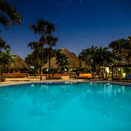 Hotel Soleil Pacifico Chulamar Exterior foto