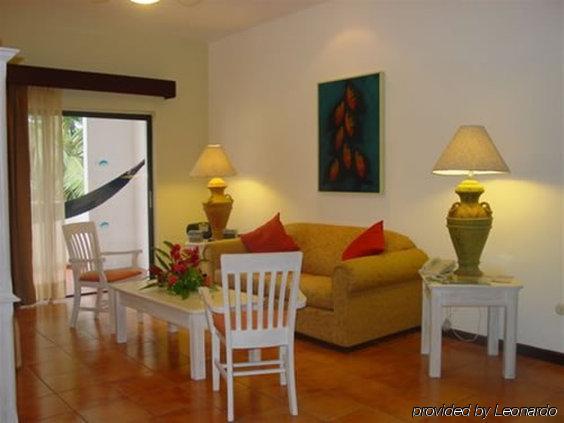 Hotel Soleil Pacifico Chulamar Quarto foto